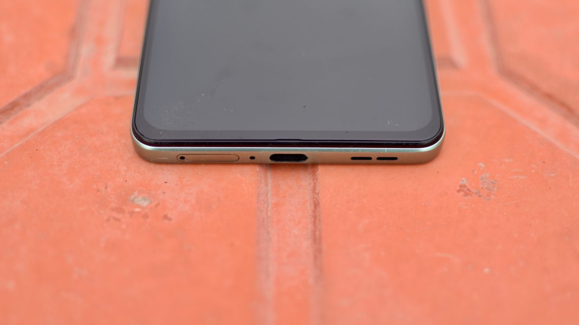 POCO F4 Review (Long Term): The Best Affordable Flagship Smartphone ...